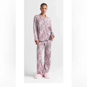 SOLD! SKIMS Sleep Long sleeve button up set Bloom Mini Multi animal print